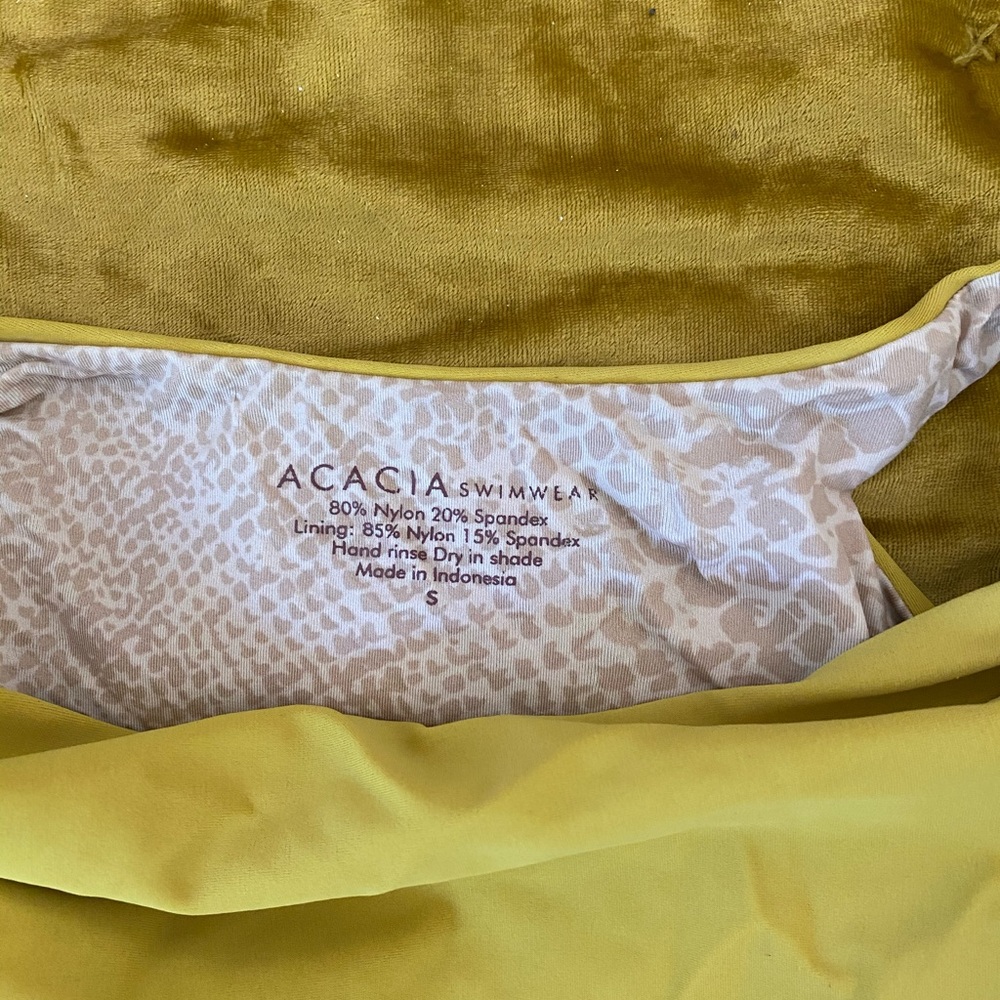 Acacia swimwear bottoms small